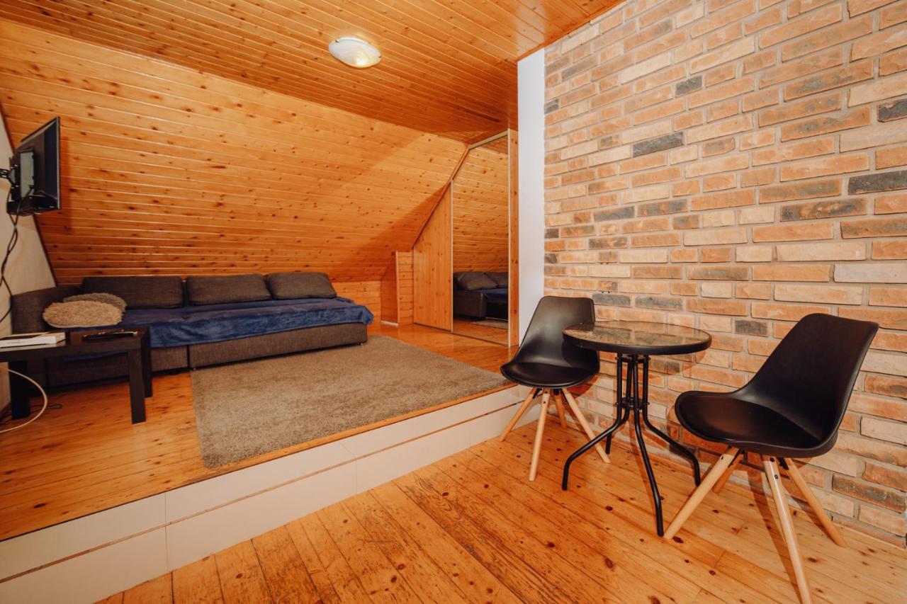 Zacisze Apartmán